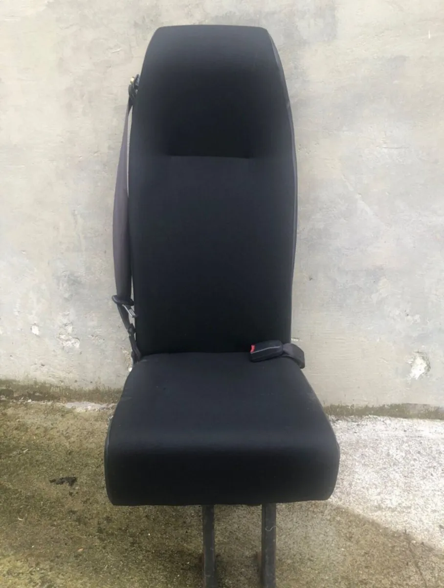 SINGLE CAMPER OR CREWCABS OR MINIBUS SEAT - Image 2
