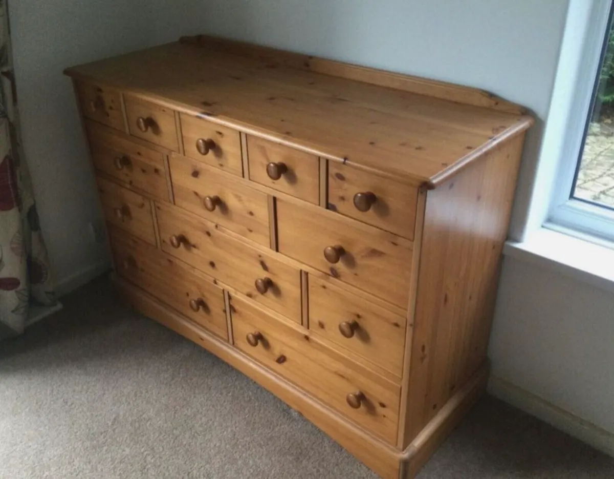 Chest of drawers - Image 2