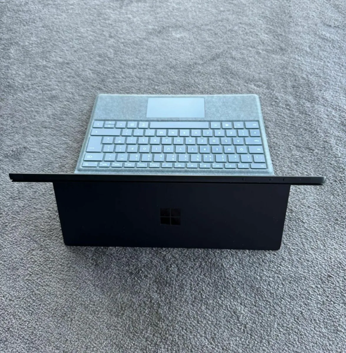Microsoft Surface Pro 7 - Image 2