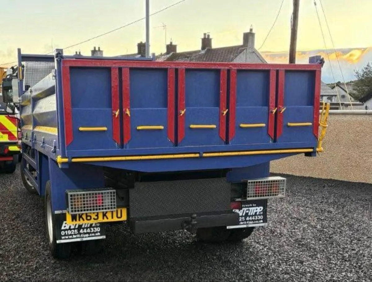 2013 Isuzu tipper lorry - Image 3