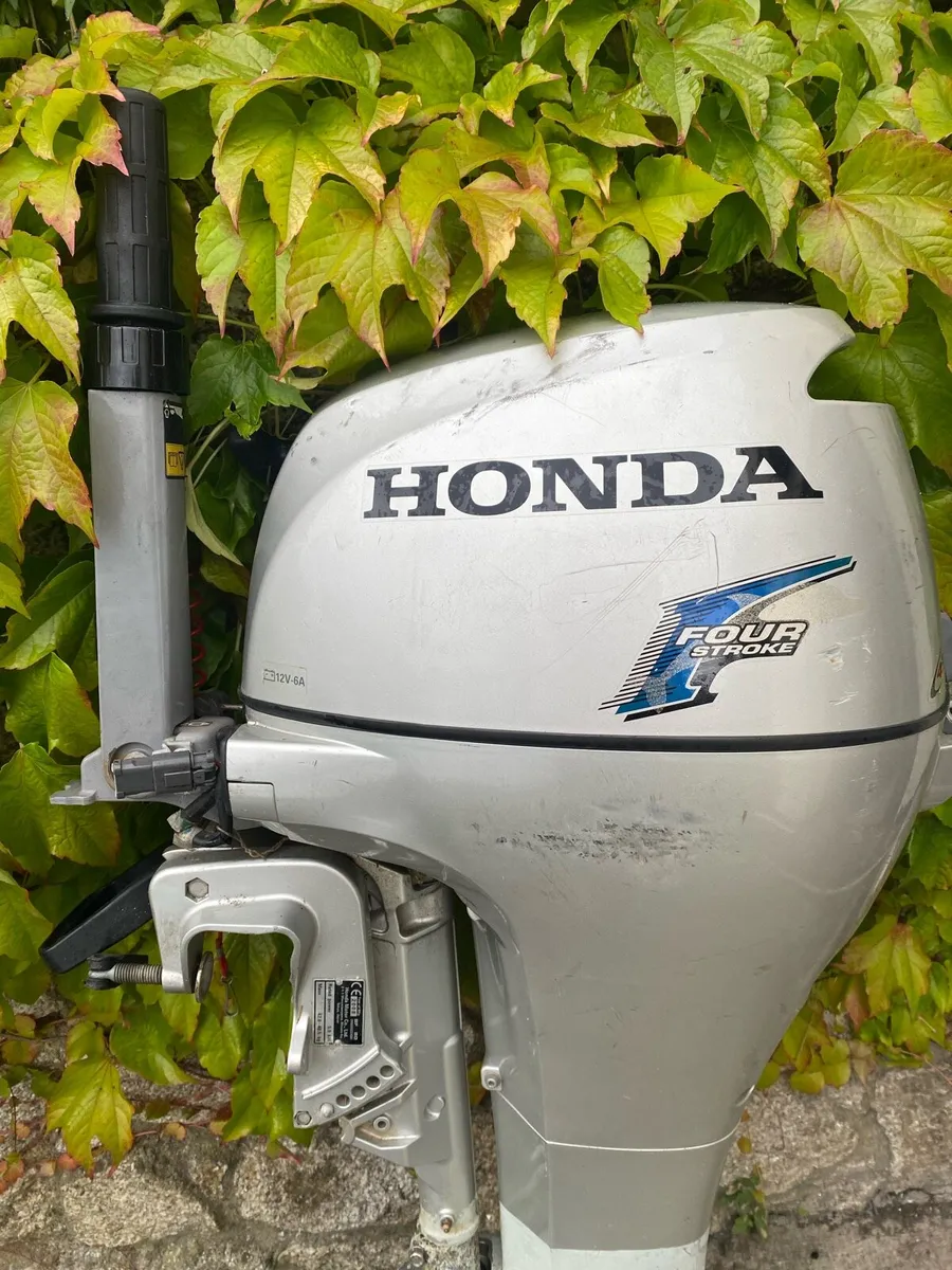8hp 4 stroke Honda Outboard Longshaftw - Image 1