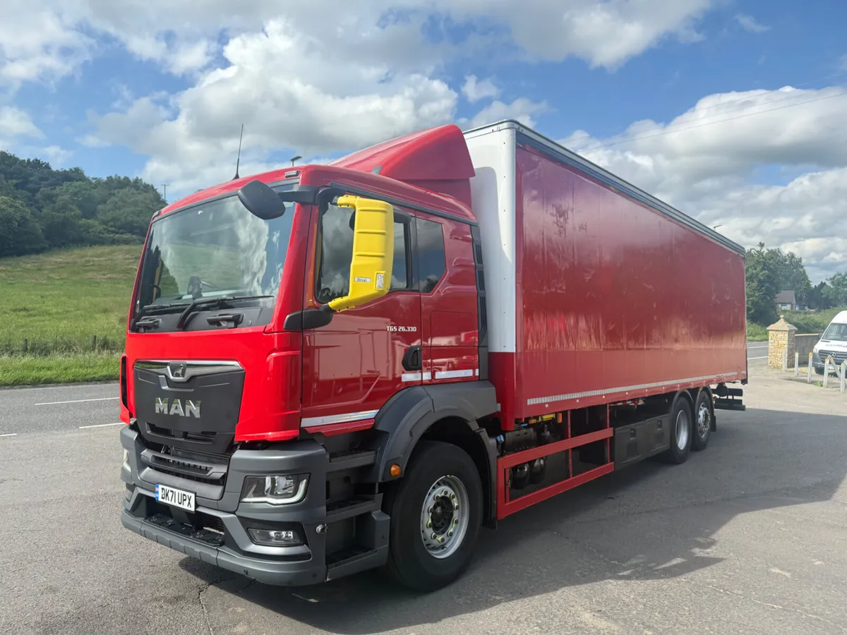 MAN TGS 26.330 - Image 1