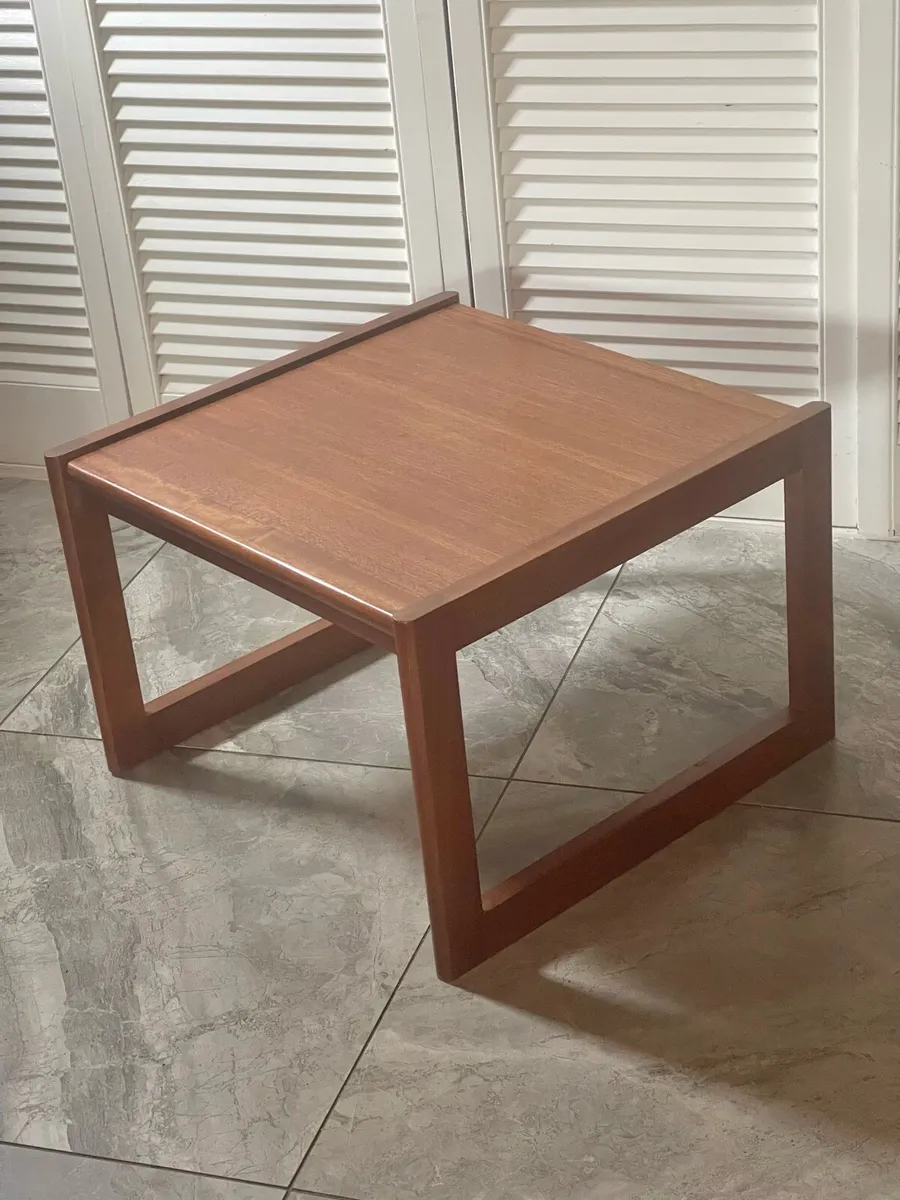 Mid century side tables - Image 2