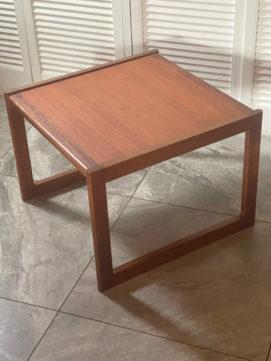 Mid century side tables - Image 4