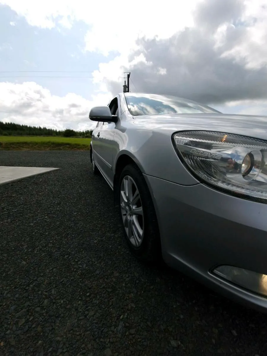 SKODA OCTAVIA 1.6 TDI - Image 4