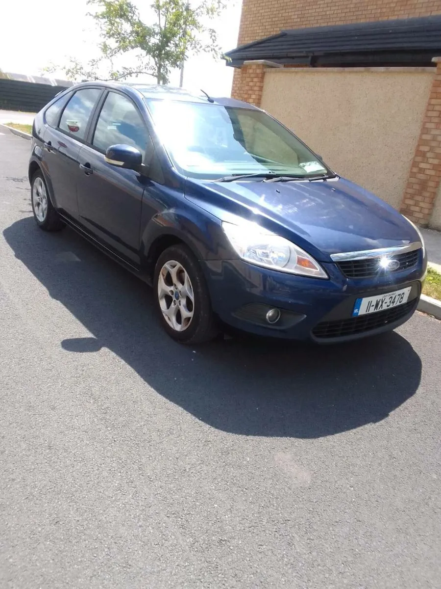11 Ford focus - Image 1