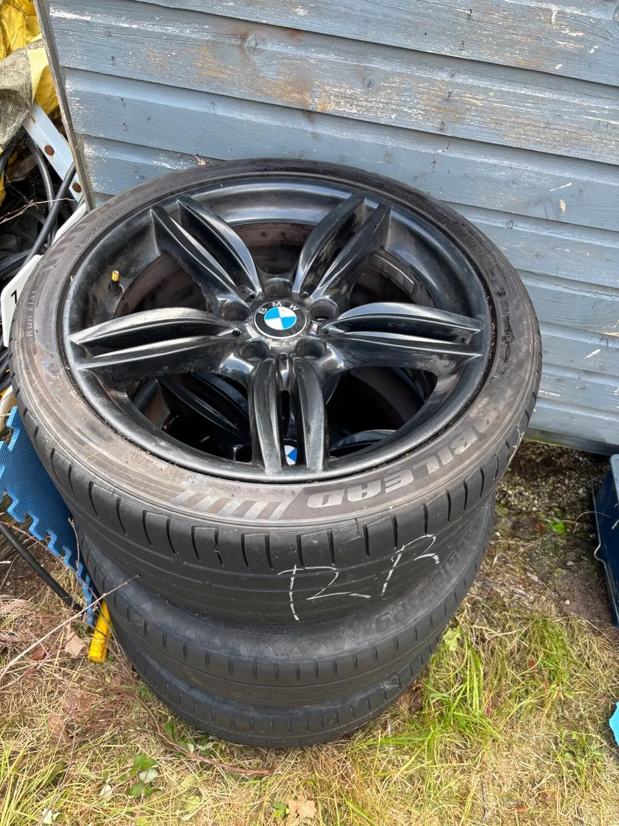 3 x BMW 351M 19" Alloys