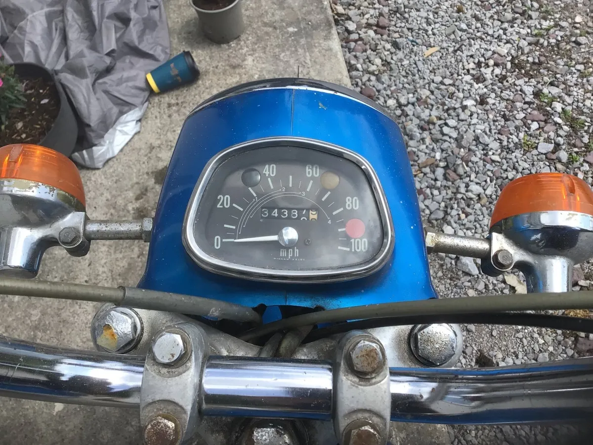Vintage Bike - Image 2