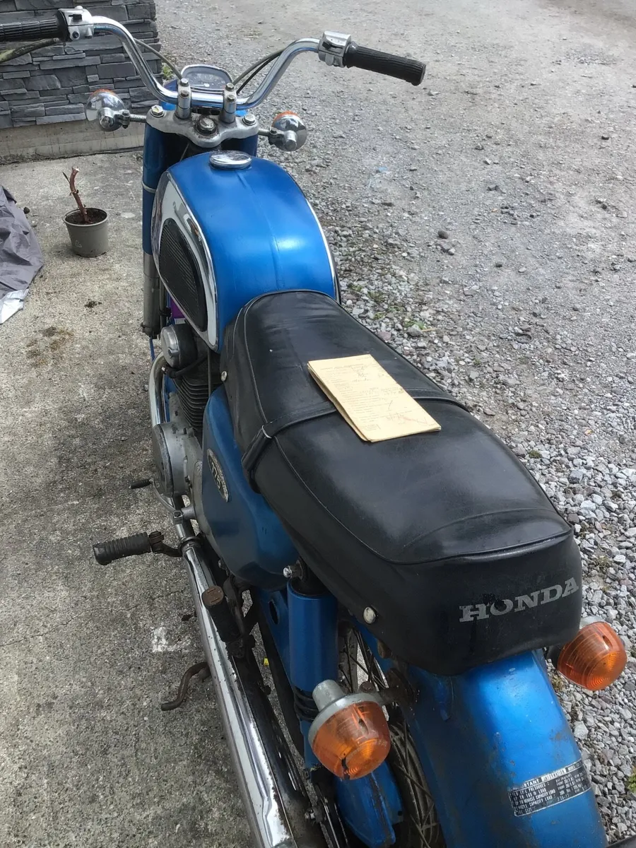 Vintage Bike - Image 4