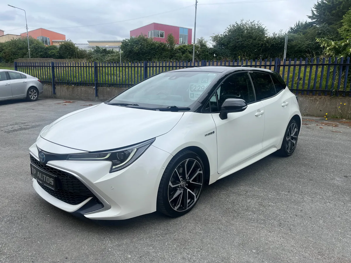 Toyota Corolla 2021 Excel HUGE SPEC - Image 2