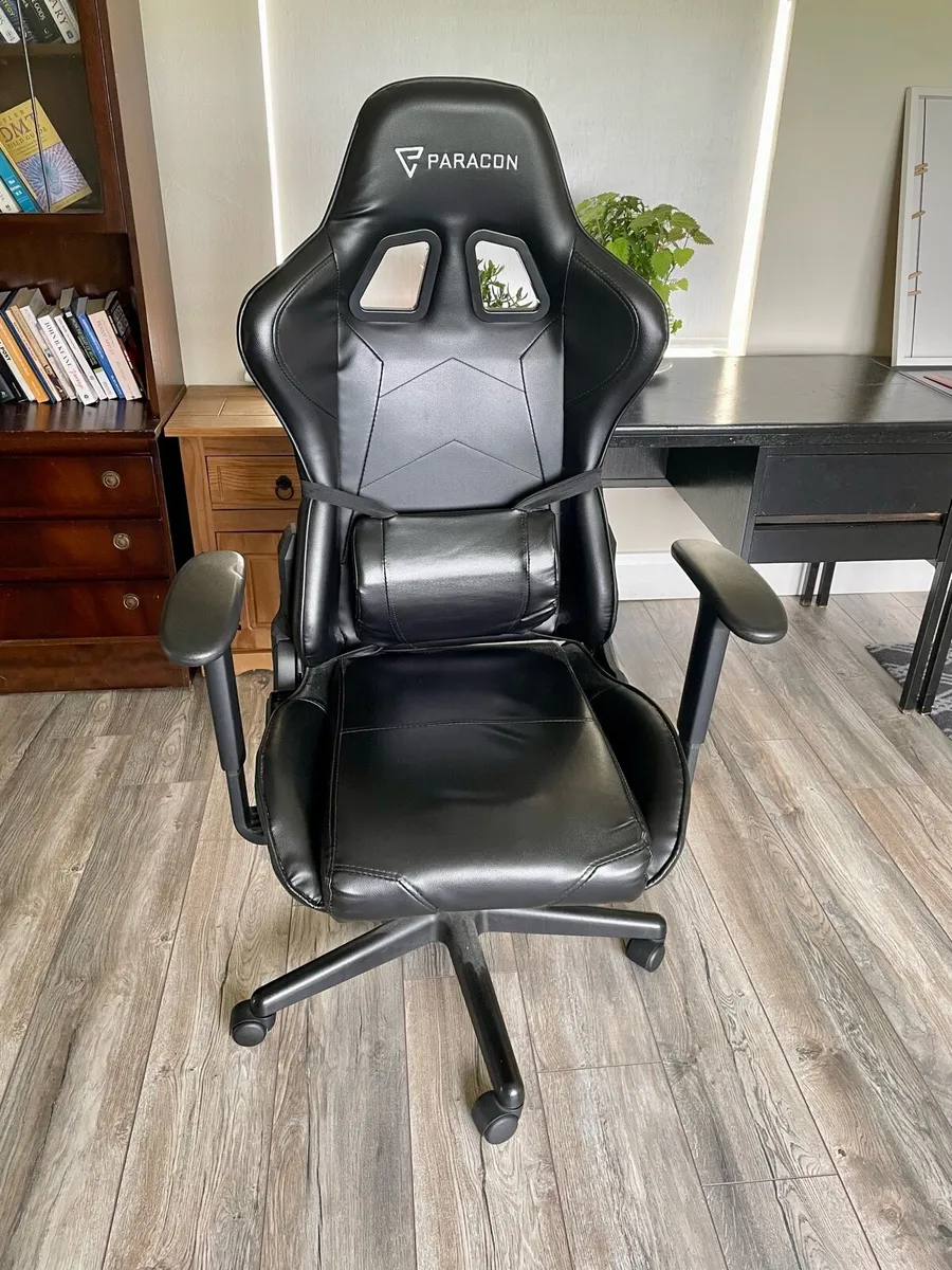 Paracon Gaming Chair - Image 1