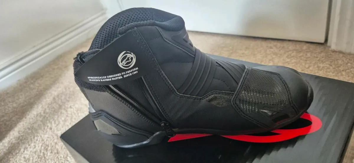 ALPINESTARS SMX-1 R V2 Black-Red - Image 3