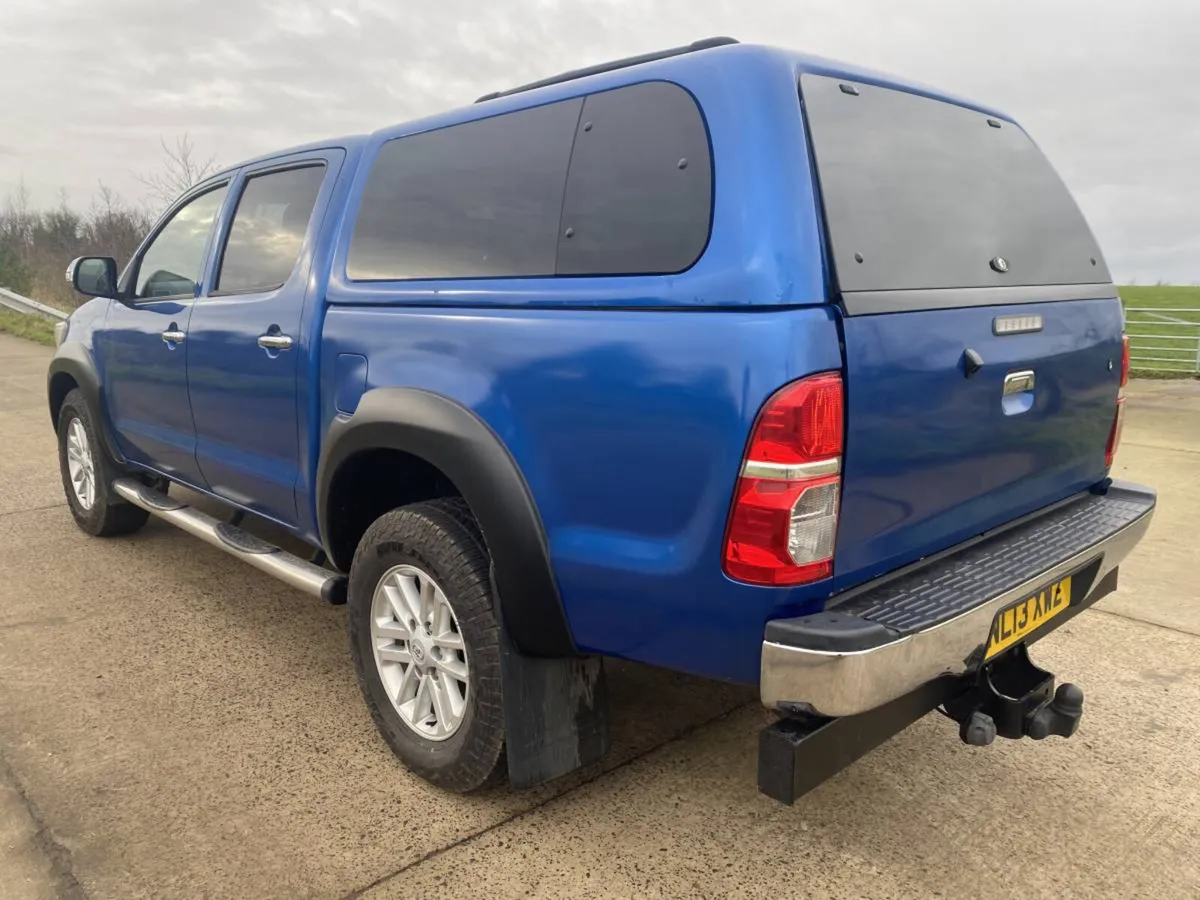 2013 Toyota Hilux 3.0 D-4D 171 Invincible Manual - Image 3