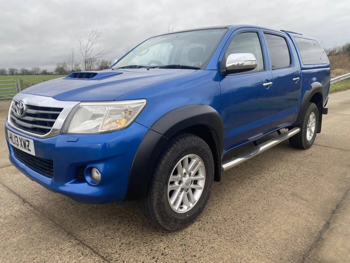 2013 Toyota Hilux 3.0 D-4D 171 Invincible Manual - Image 1