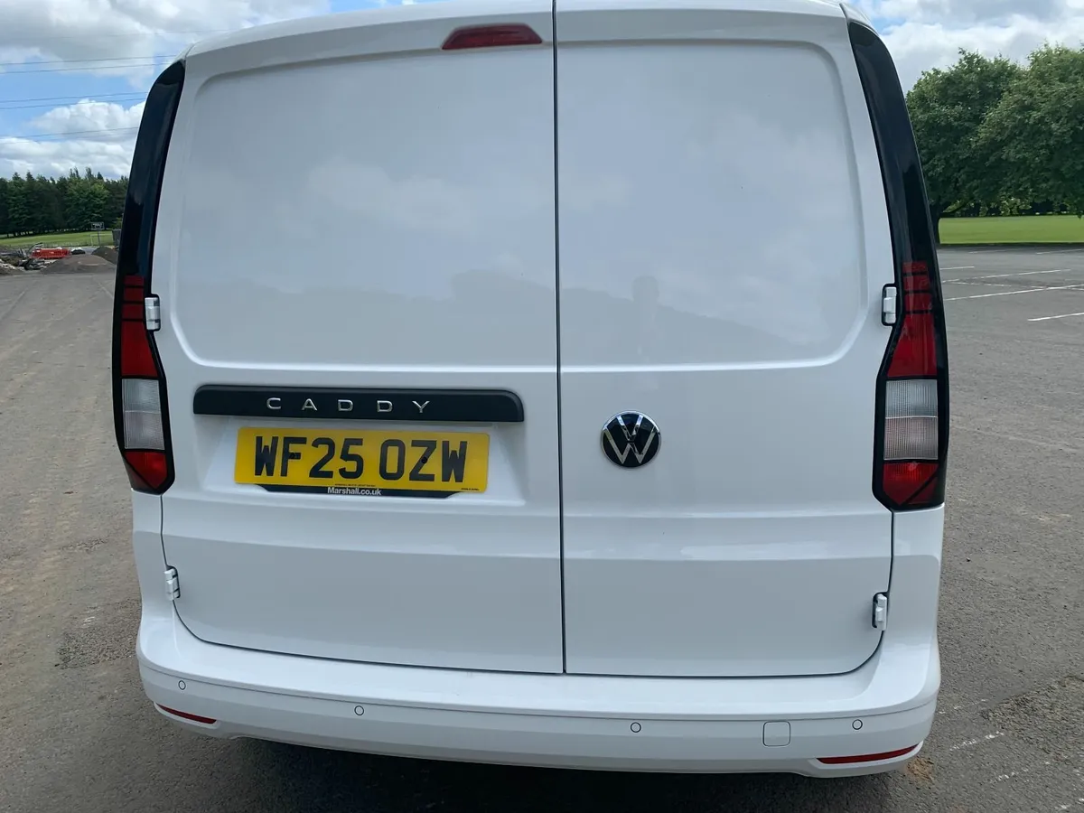 Volkswagen Caddy Commerce Plus 122 Automatic 2025 - Image 2