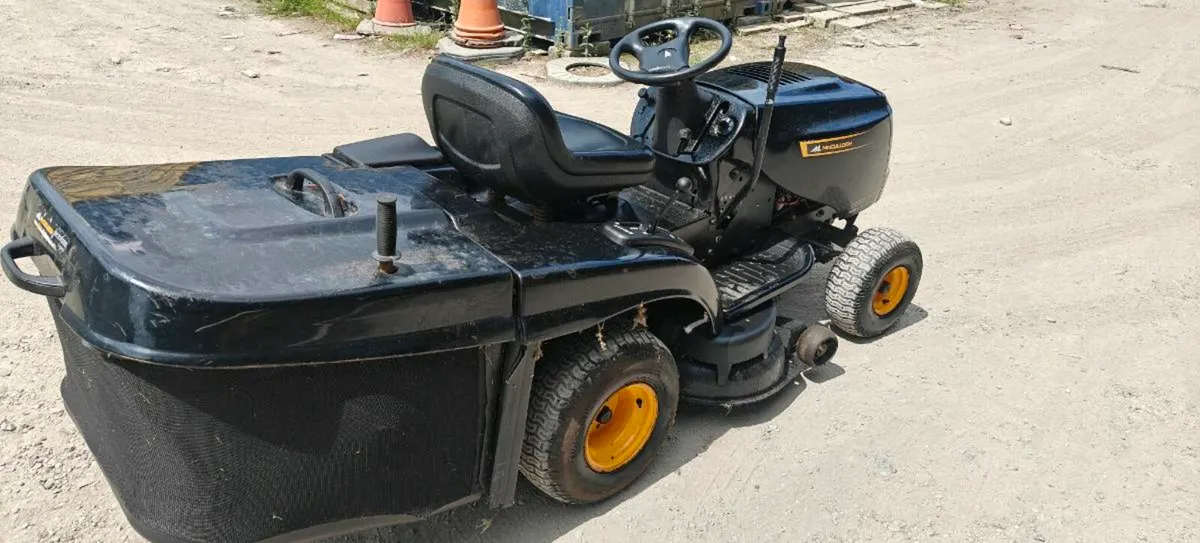 Mcculloch ride on mower 13.5hp - Image 3