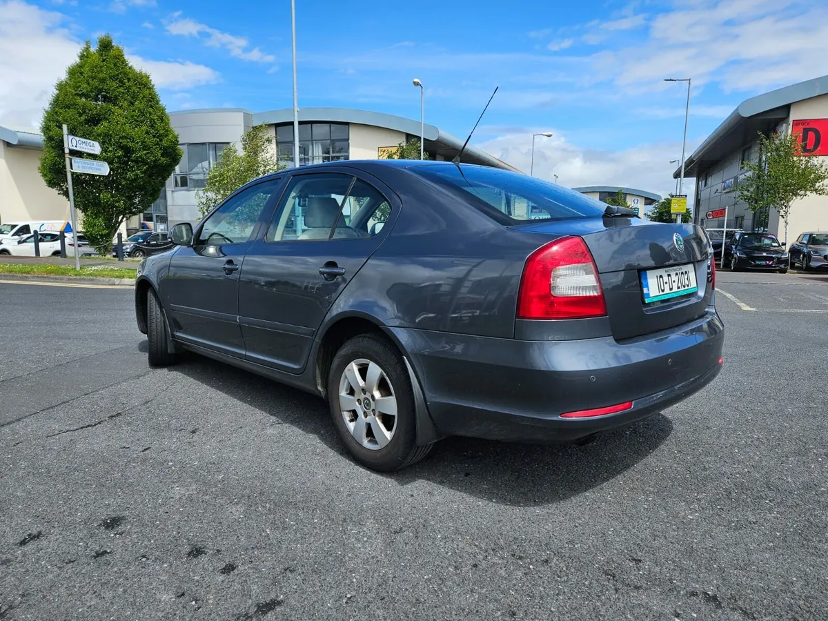 Skoda Octavia 1.2 Automatic Low Milleage NCT & Tax - Image 4