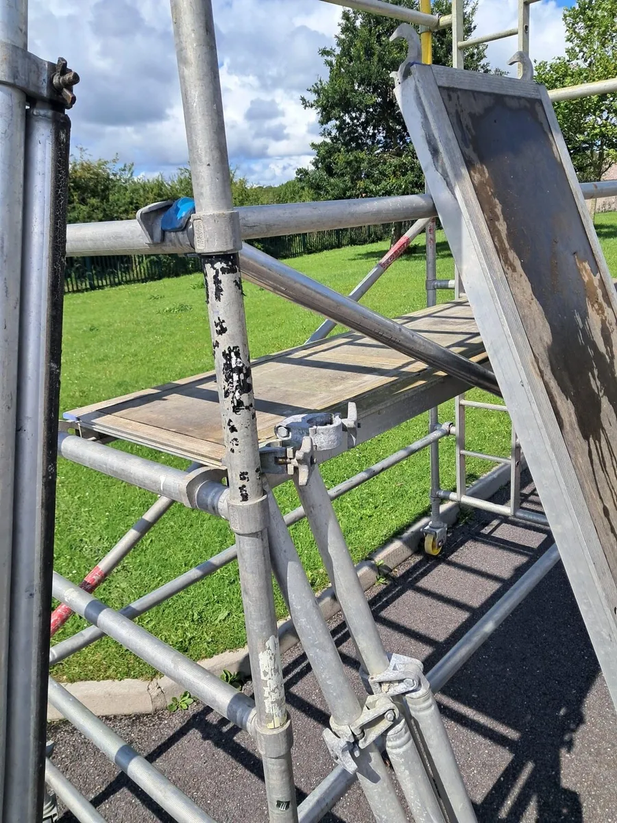 Tower scaffolding - Image 3
