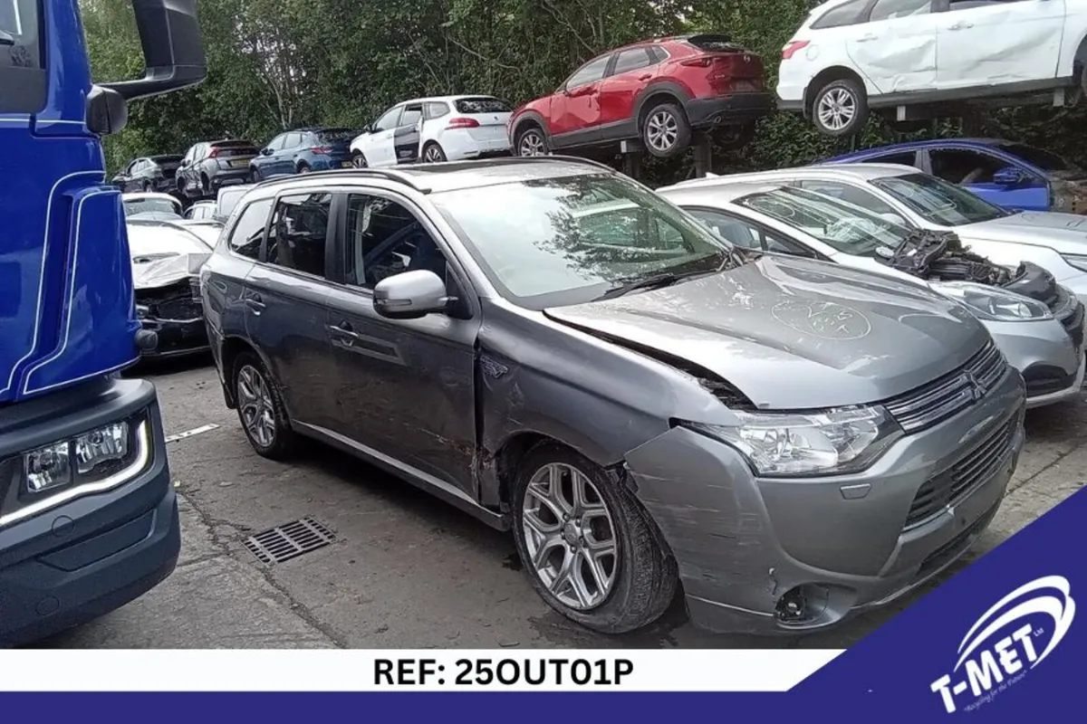 2014 MISUBISHI OUTLANDER BREAKING FOR PARTS - Image 4