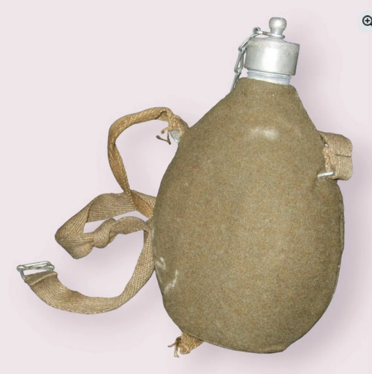 WII Canteen with Origiunal Carrying Case - Image 3