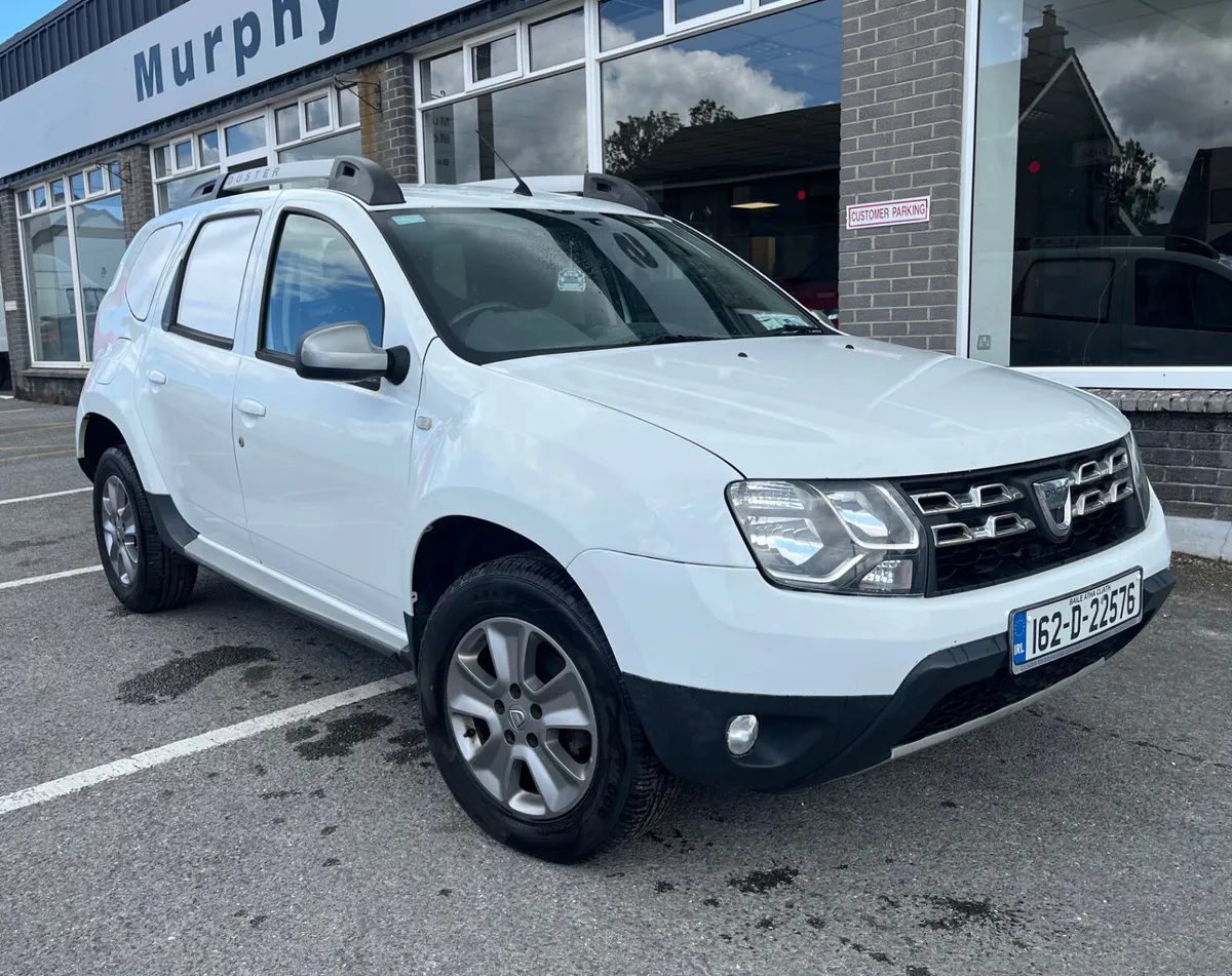 Dacia Duster Signature 4WD - Image 1
