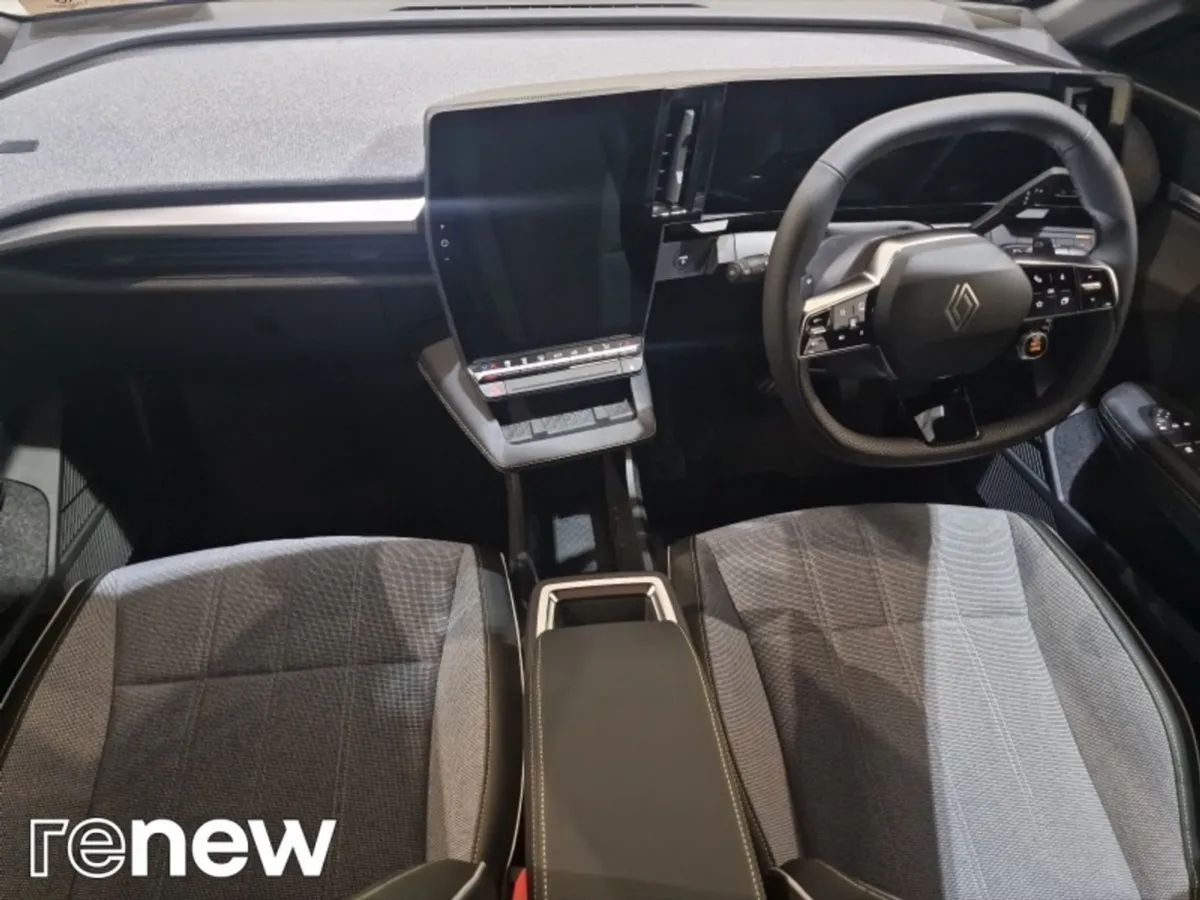 Renault Megane E-Tech Ev60 Techno - Image 3