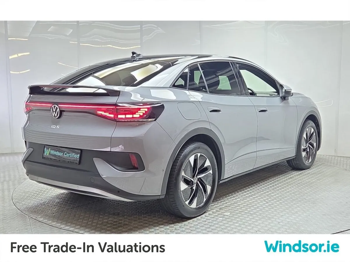 Volkswagen ID.5 Style Pro Performance 77kwh - Image 3