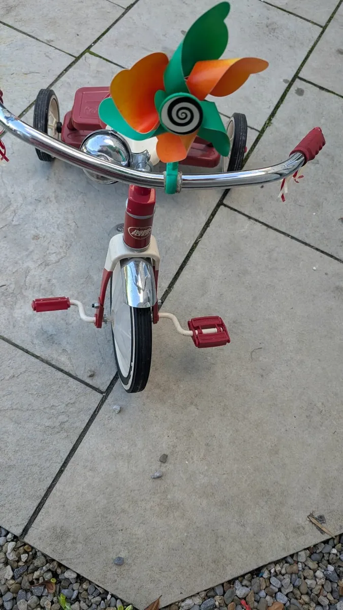 Toys - Image 1