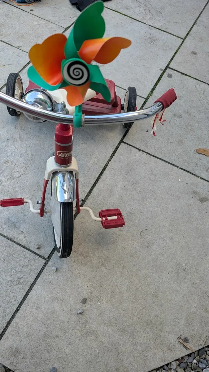 Toys - Image 2