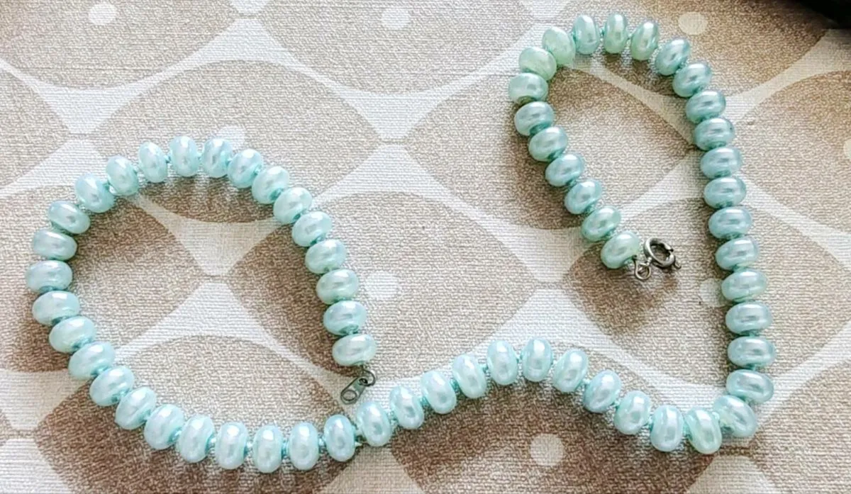 Beaded necklace - Image 1
