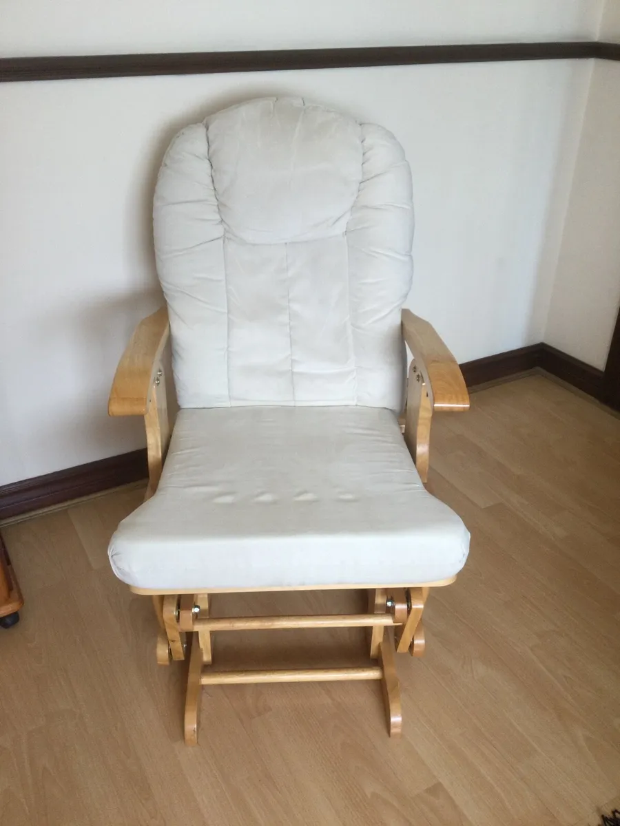 Cosatto Reclining Chair in Excellent Condition - Image 2