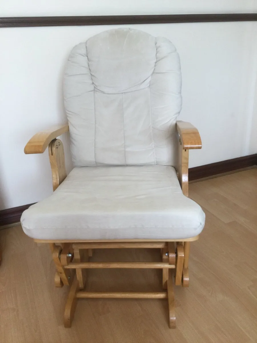 Cosatto Reclining Chair in Excellent Condition - Image 3