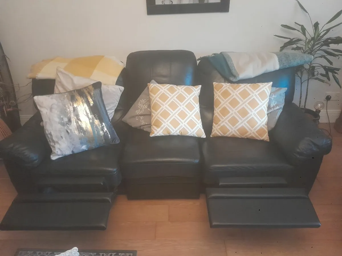 Couch - Image 1