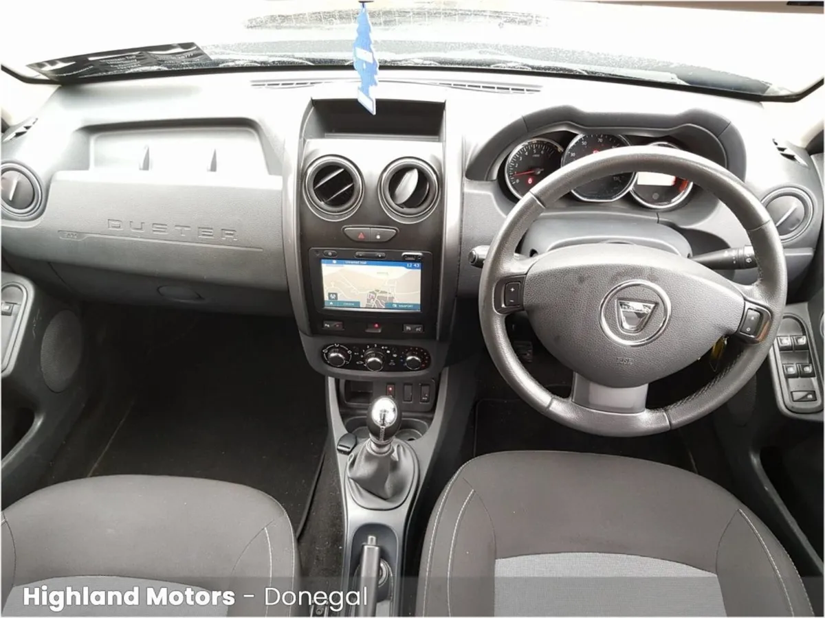 Dacia Duster 1.5 dCi 110 Prestige - Image 2