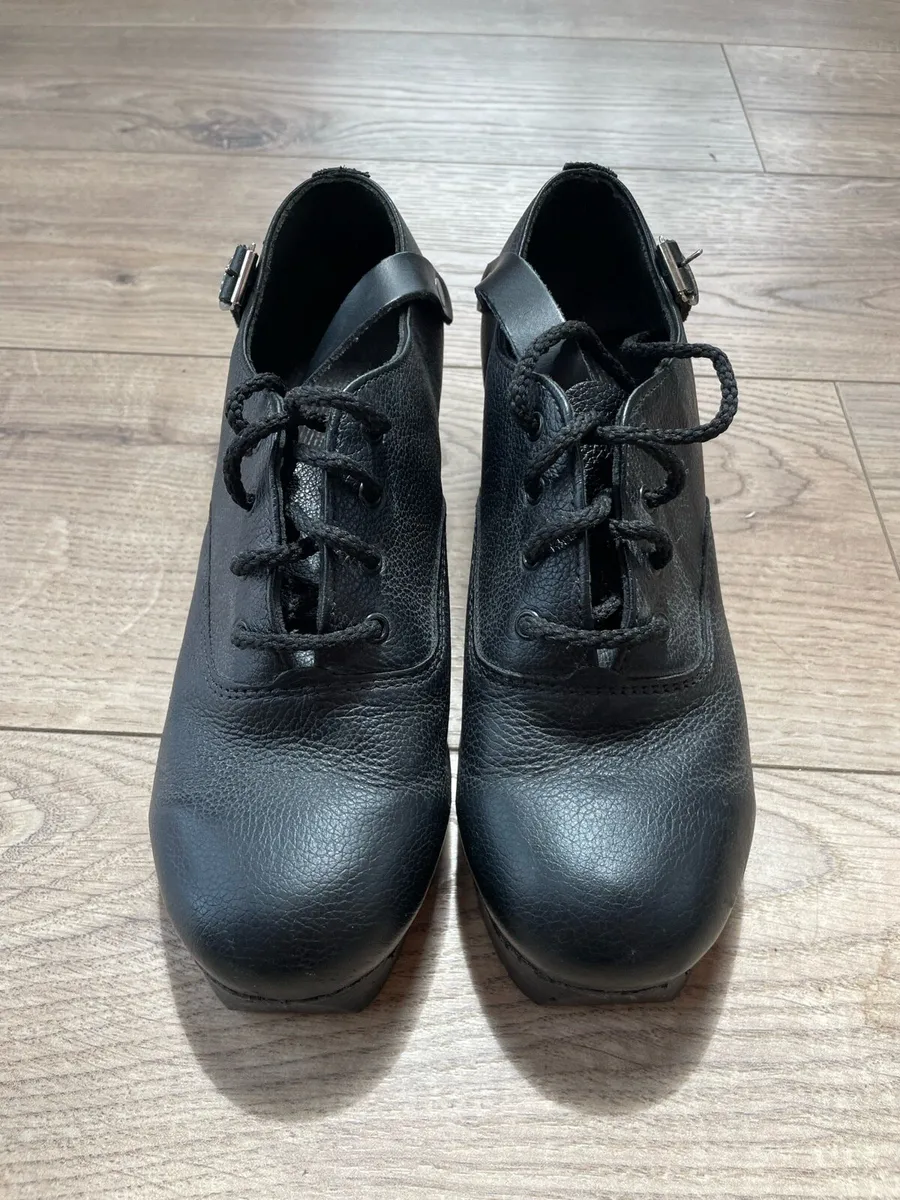 dancing shoes - Image 2