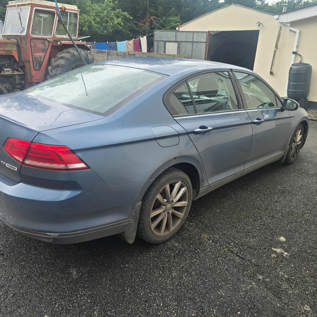 Volkswagen Passat 2015 - Image 2