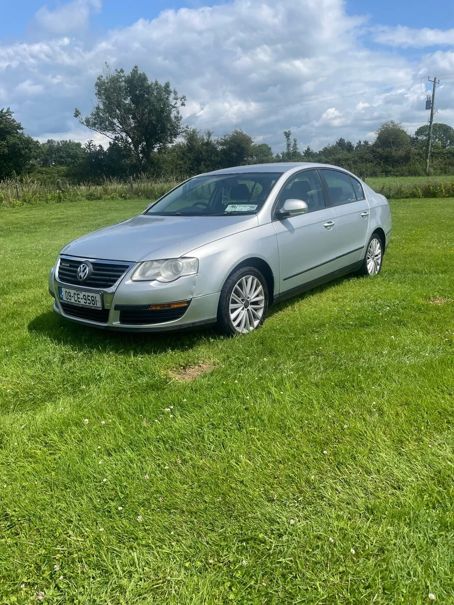 Volkswagen Passat 2009 Bluemotion - Image 2