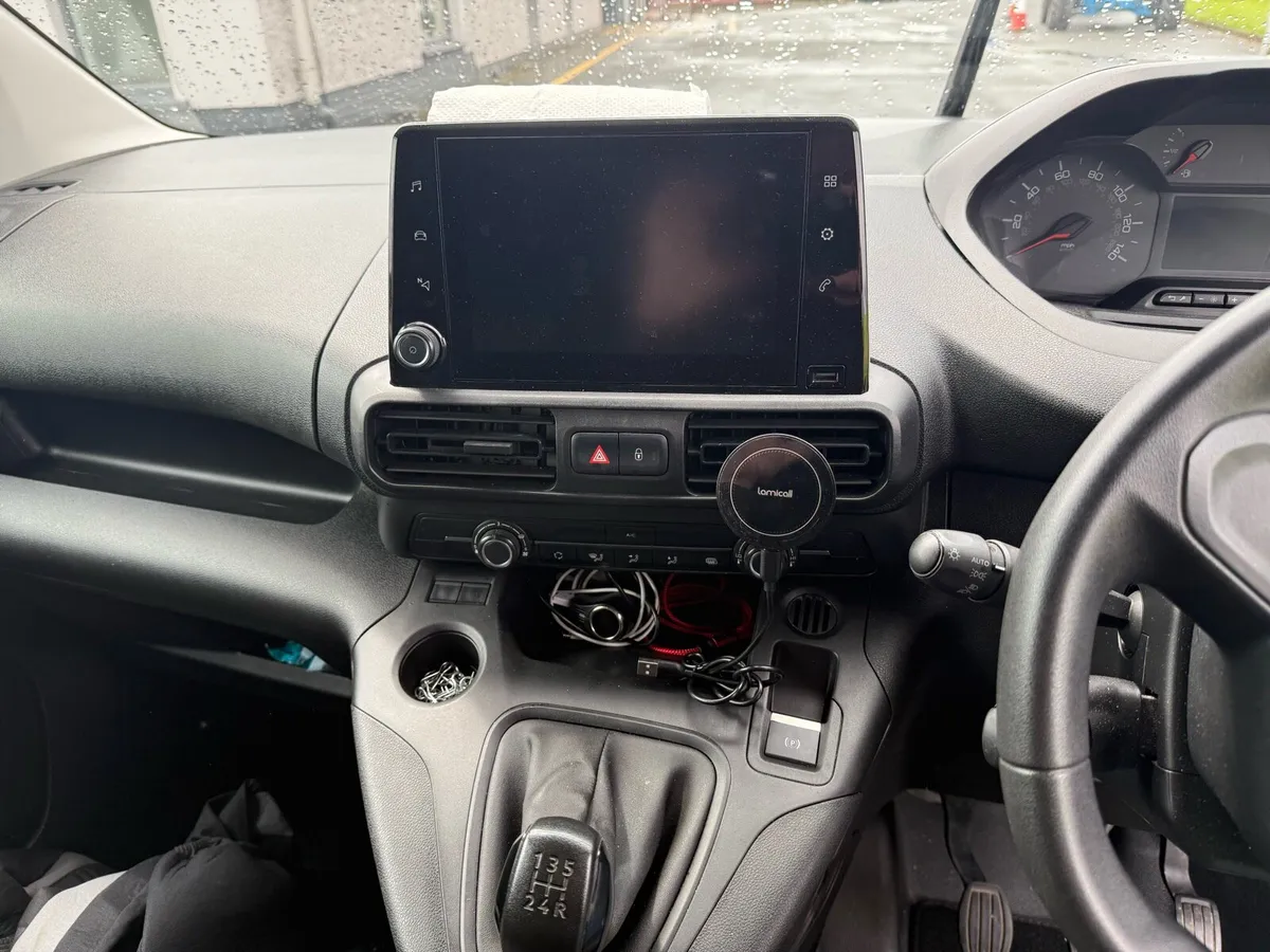 Peugeot partner no Vat 1.5HDI - Image 4