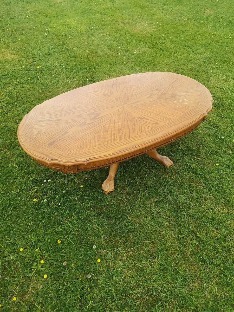 Oval Coffee table for sale - Image 1