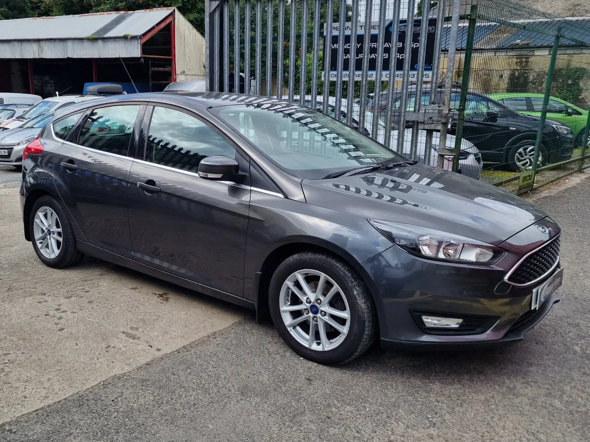 2015 Ford Focus 1.0T EcoBoost Zetec - Image 1