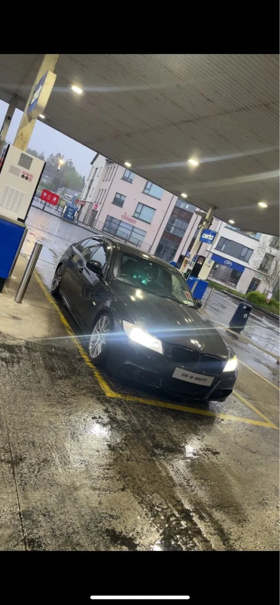 E90 318D Msport - Image 3