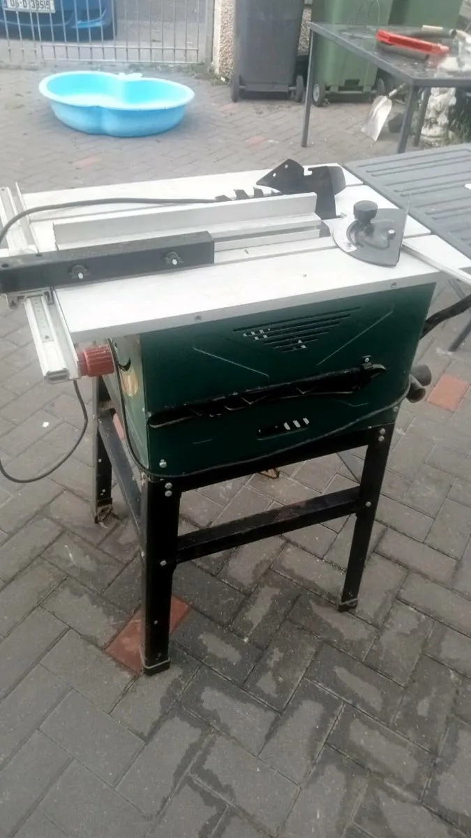 Table saw - Image 2
