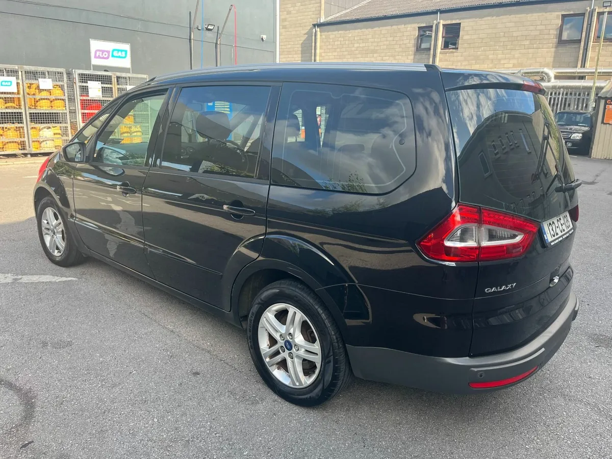 Ford Galaxy 2013 - Image 1