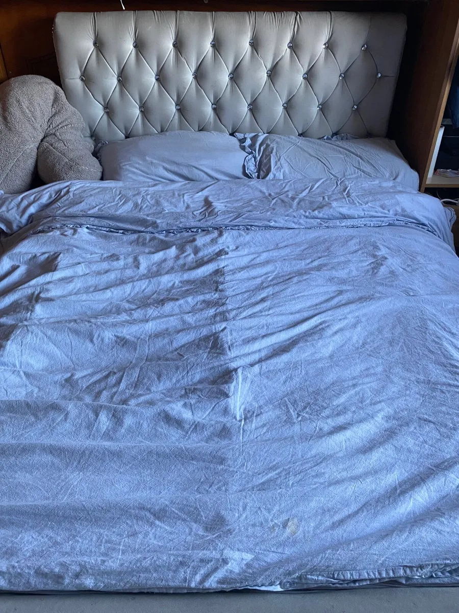 Double bed and king koil mattress - Image 4