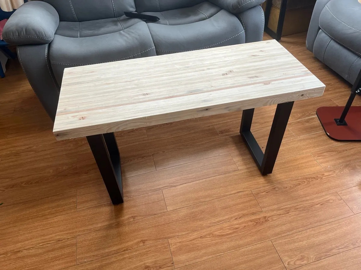 Wooden coffee table - Image 2