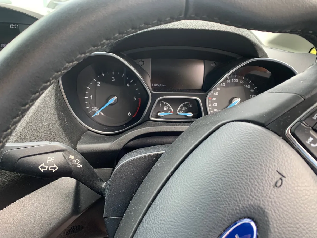 Ford C-Max 2017 - Image 3