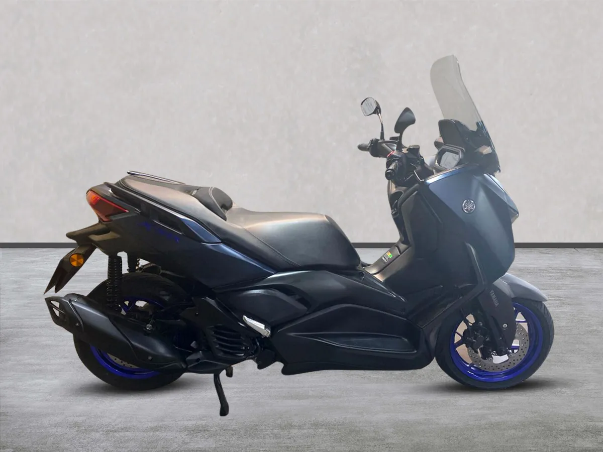 Yamaha X-Max 125cc Scooter, NI Registered - Image 1