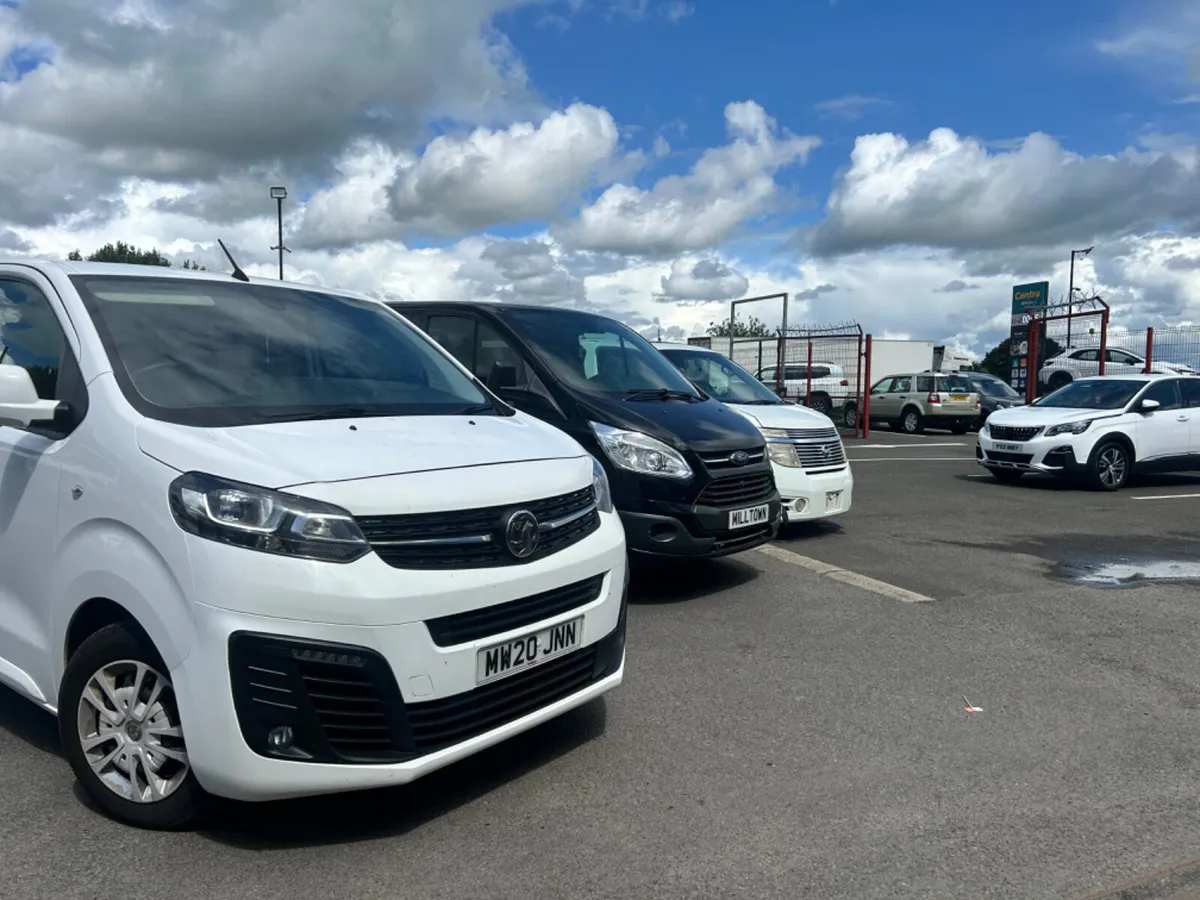 🚐 Multi-Vehicle Sale – 6 to 9 Seaters Available - Image 4