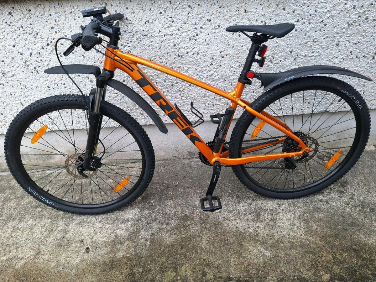 Trek 5 Mountain Bike - Image 1