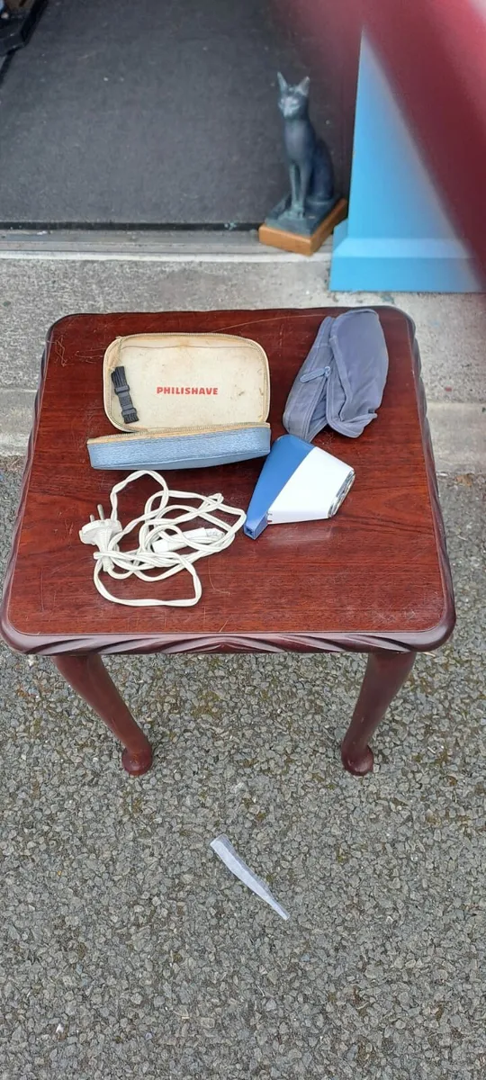 Vintage Retro Philips Electric Razor - Image 1